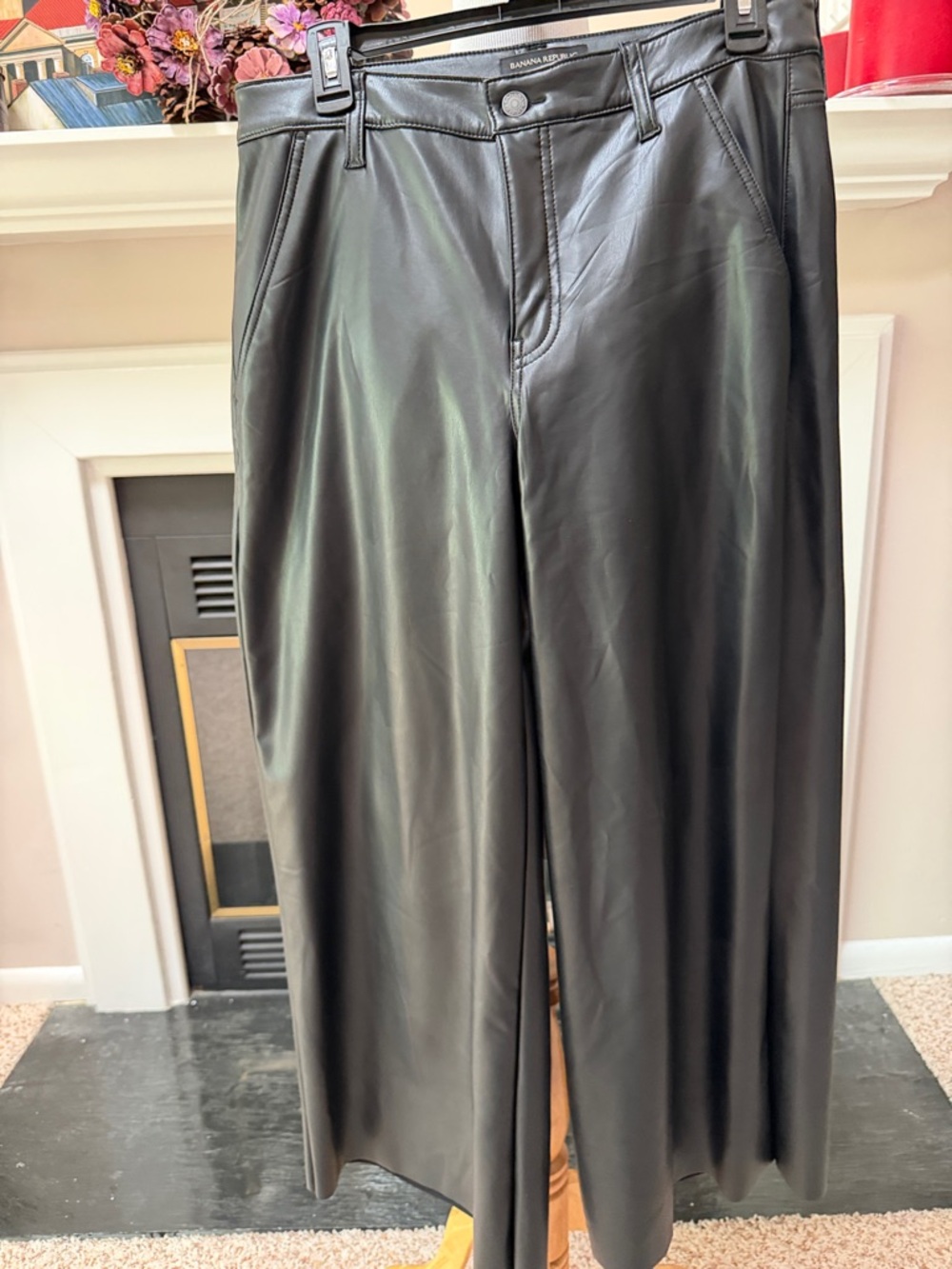 Banana Republic Black Wide Leg Crop Pants